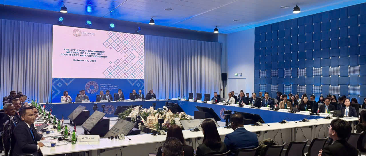 1410.01. Thống đốc dự Hội nghị IMF WB.png